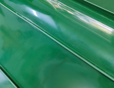 BĂNG TẢI PVC DÁN GỜ LEO DỐC