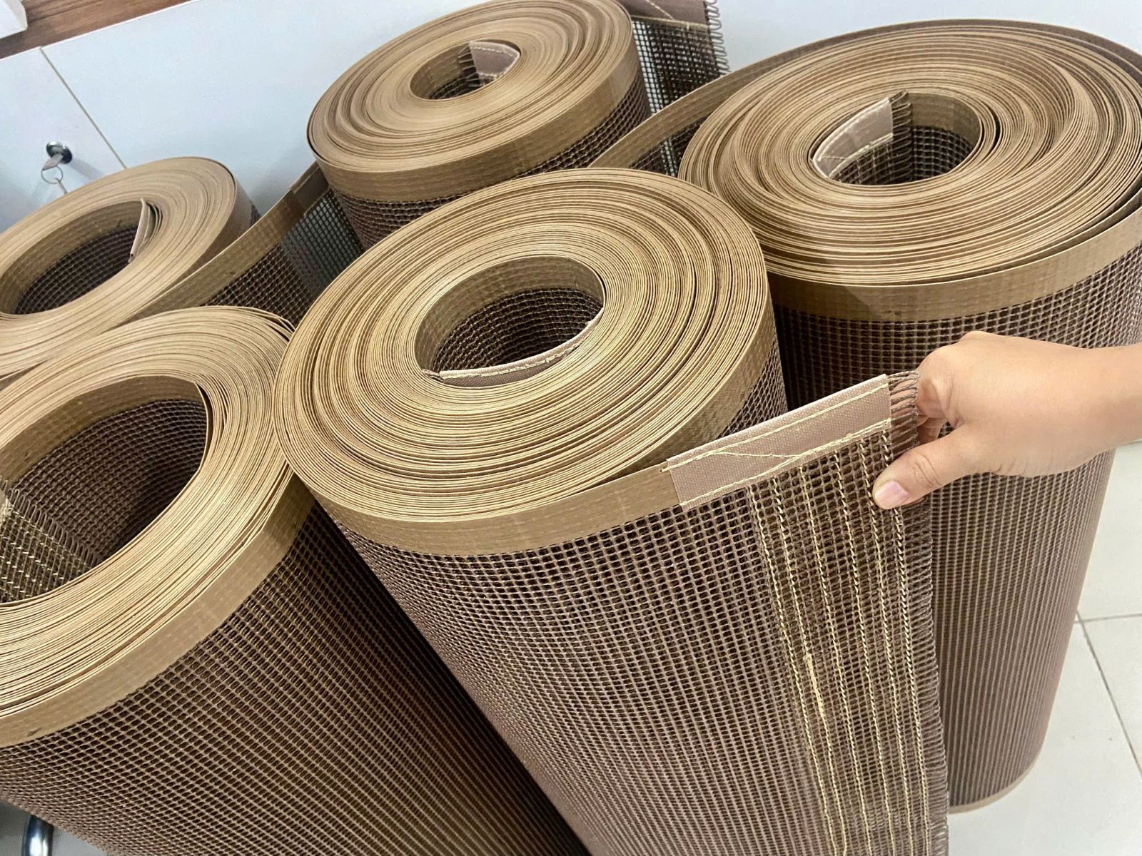 Băng Tải Nỉ Chịu Nhiệt
