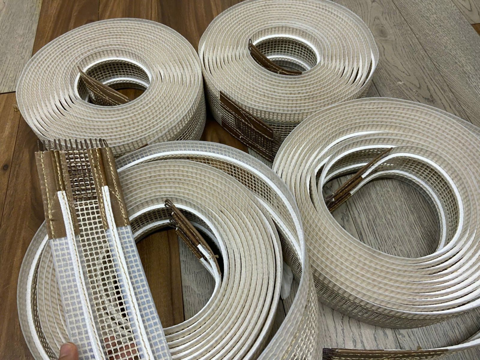 Băng Tải Nỉ Chịu Nhiệt