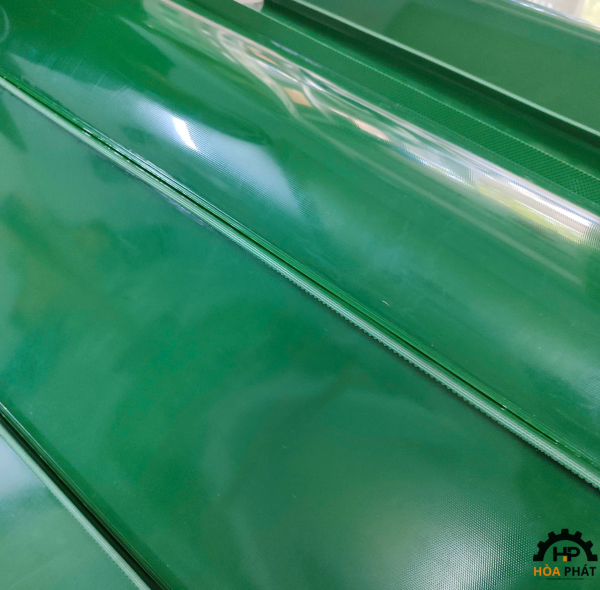 BĂNG TẢI PVC DÁN GỜ LEO DỐC