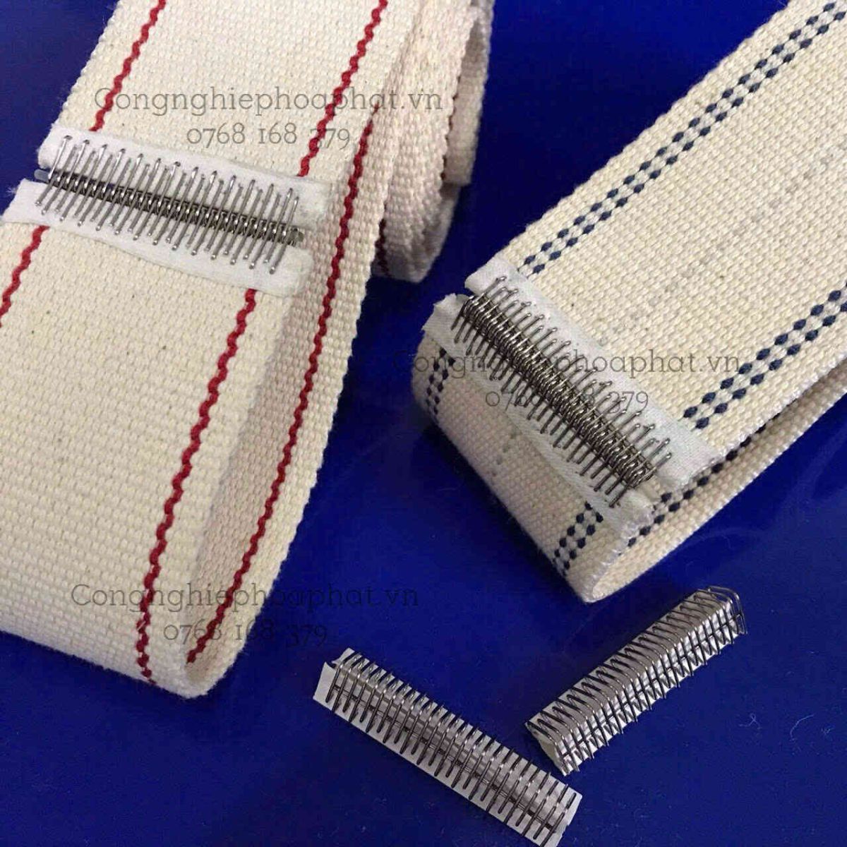 Dây đai viền xanh và viền đỏ