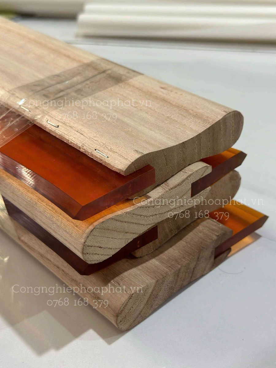 DAO GẠT MỰC ĐẦU NHỌN